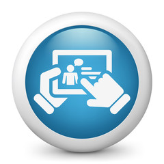 Chat on tablet concept icon