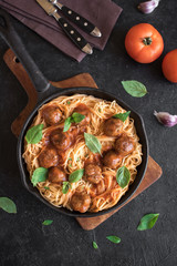 Spaghetti pasta with meatballs