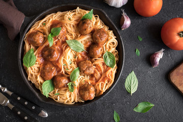 Spaghetti pasta with meatballs