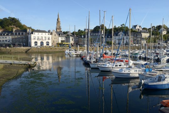 Port et mairie de Binic 