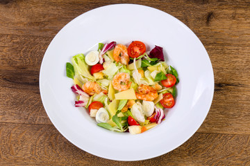 Caesar with prawns