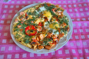 omelet with vegetables