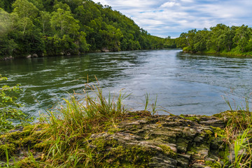 Naklejka premium Bystraja Fluss in Kamtschatka