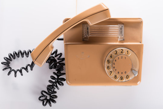 Stary telefon - kontakt.