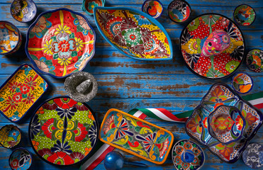 Mexican pottery Talavera style of Mexico