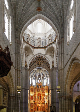 The central nave, the dome and the baroque retable next to the altar of the Nuestra Se&ntilde;ora de la Huerta gothic and mudejar cathedral in Tarazona, Aragon, Spain