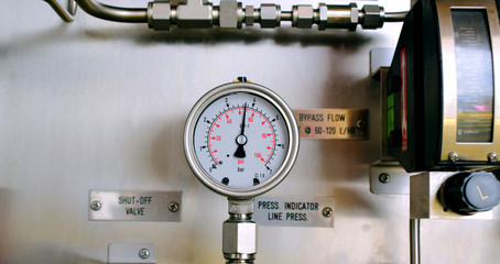 Pressure gauge of co2 calculator on gas process. Wellhead platform.Pressure gauge 