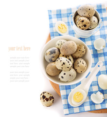 raw and cooked quail eggs