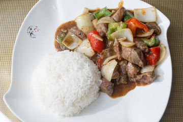 八宝菜とご飯