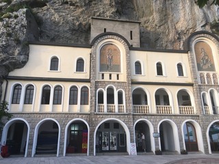 Naklejka premium Kloster Ostros in Montenegro, Crna Gora
