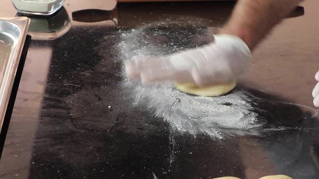 the production of pastry dough,pure product,baking
