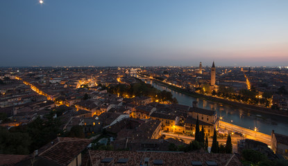 Fototapeta na wymiar Verona vista da Castel San pietro
