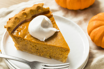Sweet Homemade Thanksgiving Pumpkin Pie