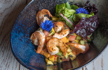 Salad with shrimps