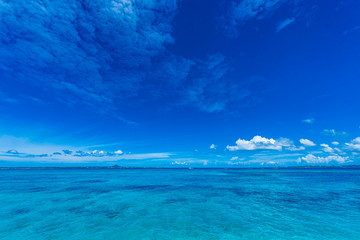 Naklejka premium 沖縄 水納島の海 Minnajima Island, okinawa, japan