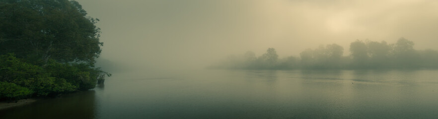 Obraz na płótnie Canvas Misty River