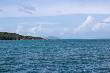 Island in the distance off the coast of Rawaii