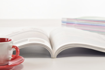 雑誌イメージ　マガジン　カタログ