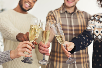 Friends toasting champagne flutes