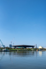 建設中のオリンピックアクアティクスセンター 都立辰巳の森海浜公園