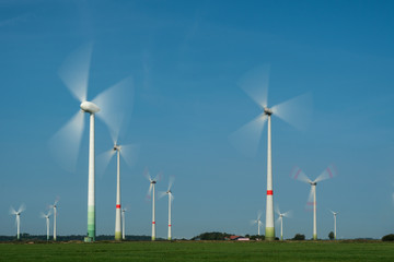 Windpark zwischen Dornum und Westerholt in Ostfriesland