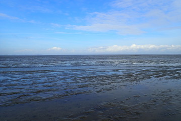 Watt der Außenweser nahe des Dorfes Tettens bei Nordenham
