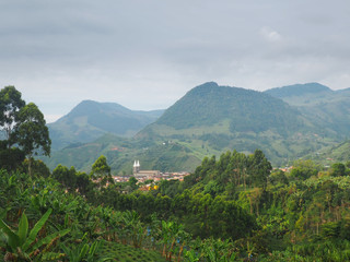 Fototapeta na wymiar Overlooking the village of Jardin, Colombia