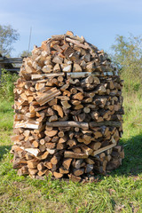 Drying chopped firewood