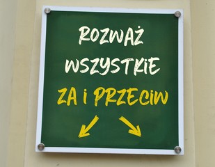 Fototapeta premium Rozważ wszystkie za i przeciw