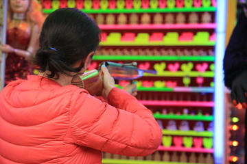 carnival games, target shooting © Fernando