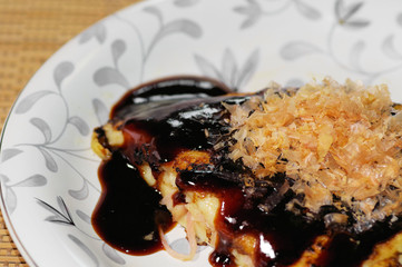 タコヤキ味のお好み焼き