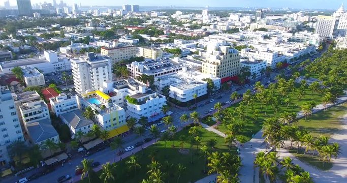MIAMI BEACH OCEAN DRIVE BACK OVER PARK BEACH