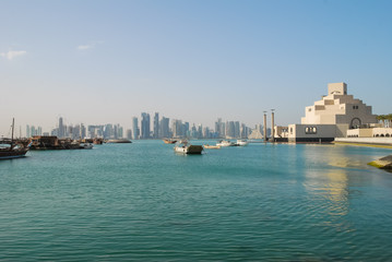 Naklejka premium Doha arbour and city