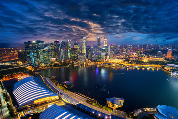 Fototapeta na wymiar Cityscape of the Singapore financial district and business building