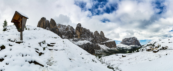 Mountains snowy landscape seen from Gardena Pass