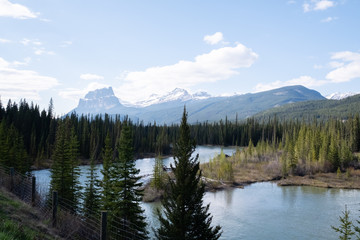 Fototapeta na wymiar View over bow river to Castle mountain between Banff and Lake Louise