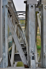Stahlträger als Brückenkonstruktion