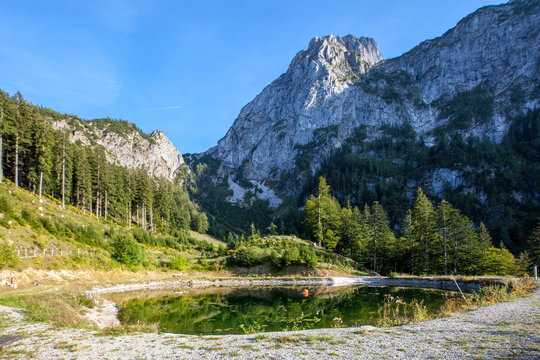 Der Karkogelteich auf der Karalm in Abtenau