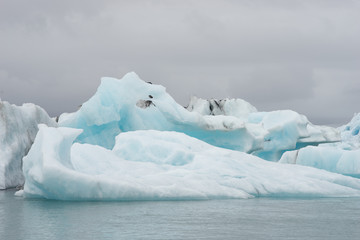 Fototapeta na wymiar Gletscherlagune Jökulsárlón im Vatnajökull-Nationalpark, Island