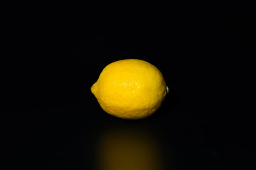 A single lemon