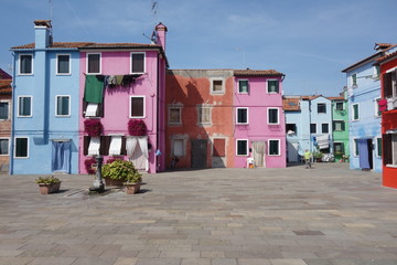 Fototapeta na wymiar street in Burano in Venice