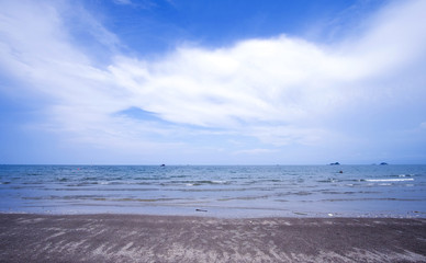 Cloudy sky and sea in the evening