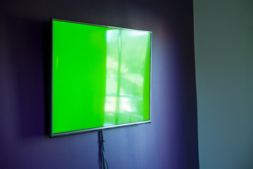 LCD TV On Wall Greenscreen2