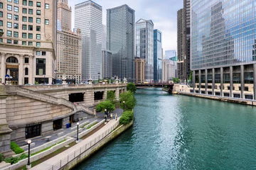 Foto auf Glas Stadt Chicago. Die Innenstadt von Chicago und der Chicago River. © lucky-photo