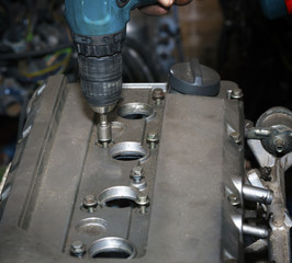 Car engine cylinder head