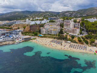 Luftaufnahme, Luxusyachthafen Puerto Portals, Strand Platja de s' Oratori und Illa d'en Sales, Portals Nous, Region Palma de Mallorca, Mallorca,  Balearen, Spanien © David Brown