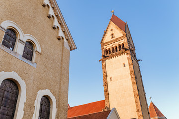 Fototapeta premium Architecture of famous chapel and crematory complex in South Cemetery in Leipzig, Germany