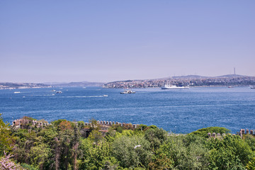 Fototapeta na wymiar View from the Topkapi Palace on the Bosphorus