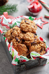 Oat cookies with cranberry and pecan