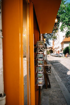 Boutique de souvenir, Montmartre, Paris